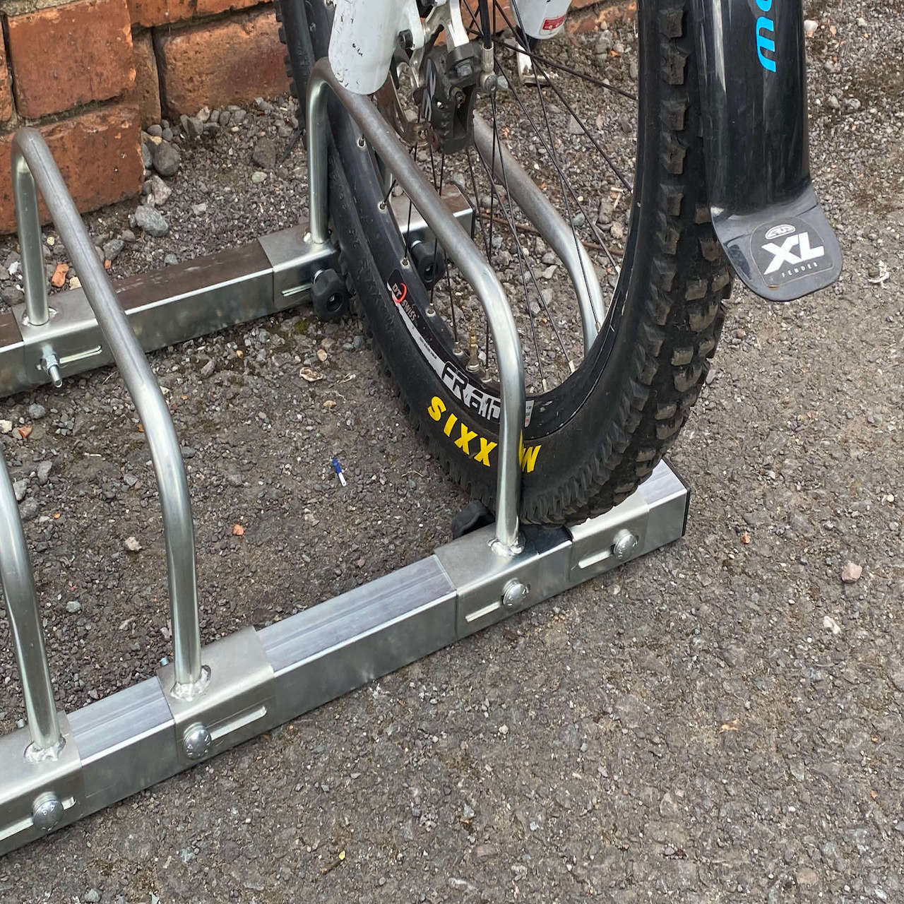Adjustable Bike Rack - Image 9
