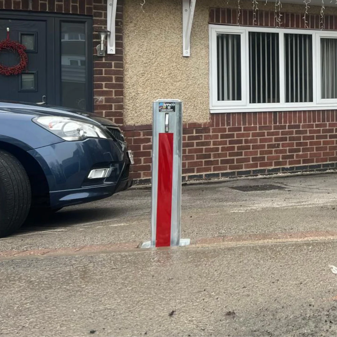Ramco 100 Heavy-Duty Telescopic Security Bollard - Image 18
